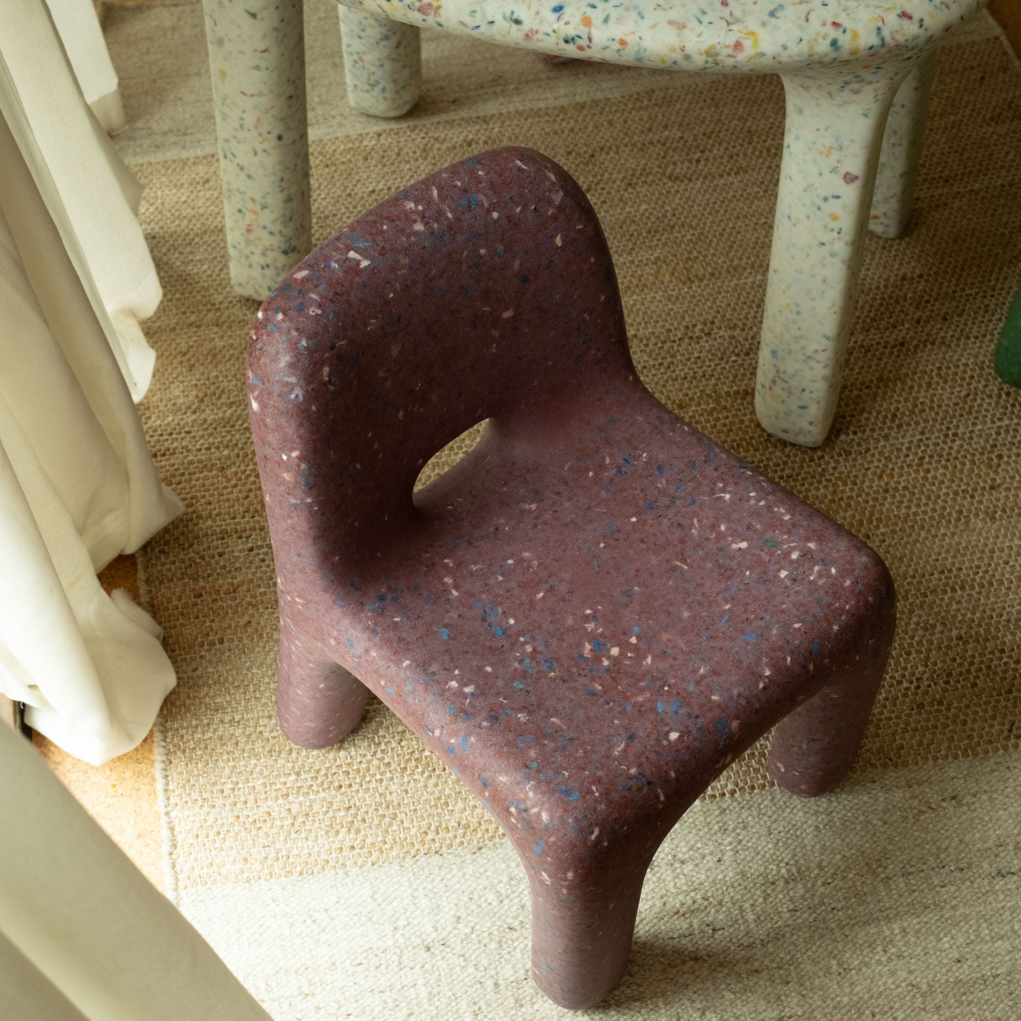 Goodee-Ecobirdy-Charlie Chair - Limited Edition - Color - Mulberry