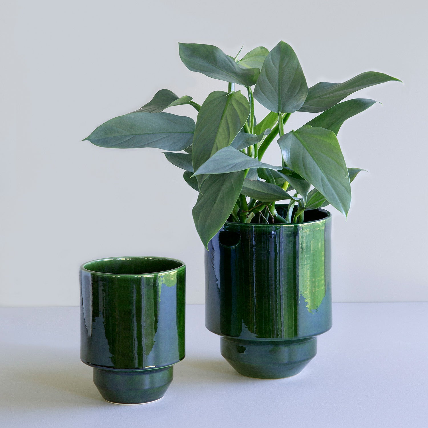 Goodee-Bergs Potter-Hoff Planter 18 - Color - Emerald Glazed