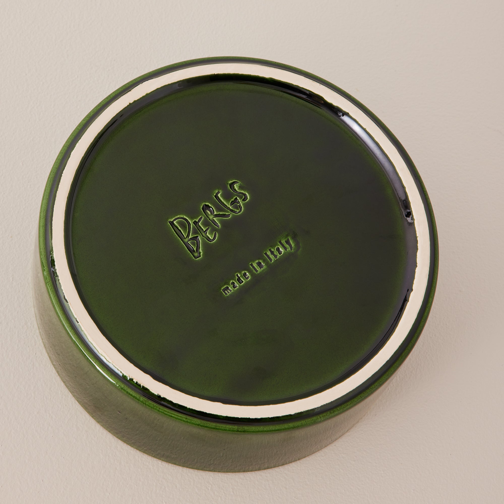 Goodee-Bergs Potter-Hoff Ø18 Saucer - Color - Emerald Glazed