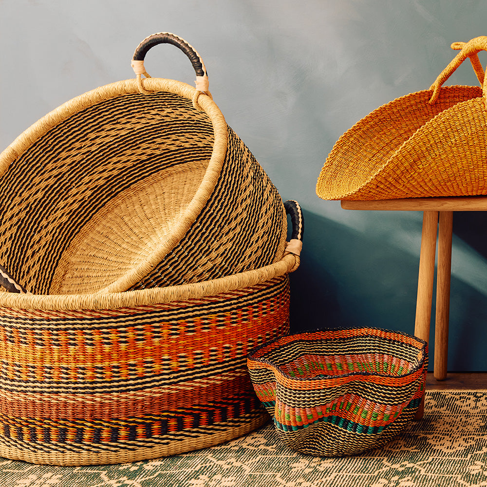 Goodee-Baba Tree-Medium Woven Short Basket - Color - Black & Natural